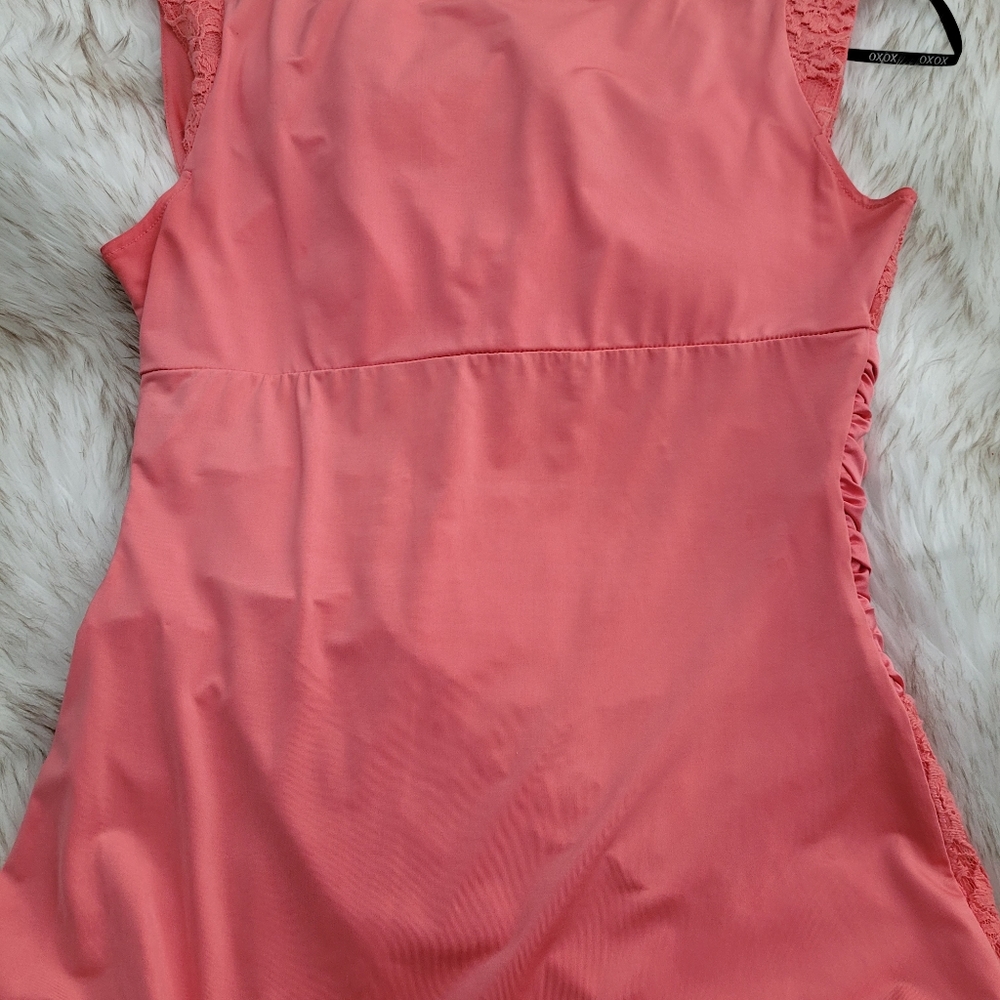 Beautiful top Large - Picture 3 of 6